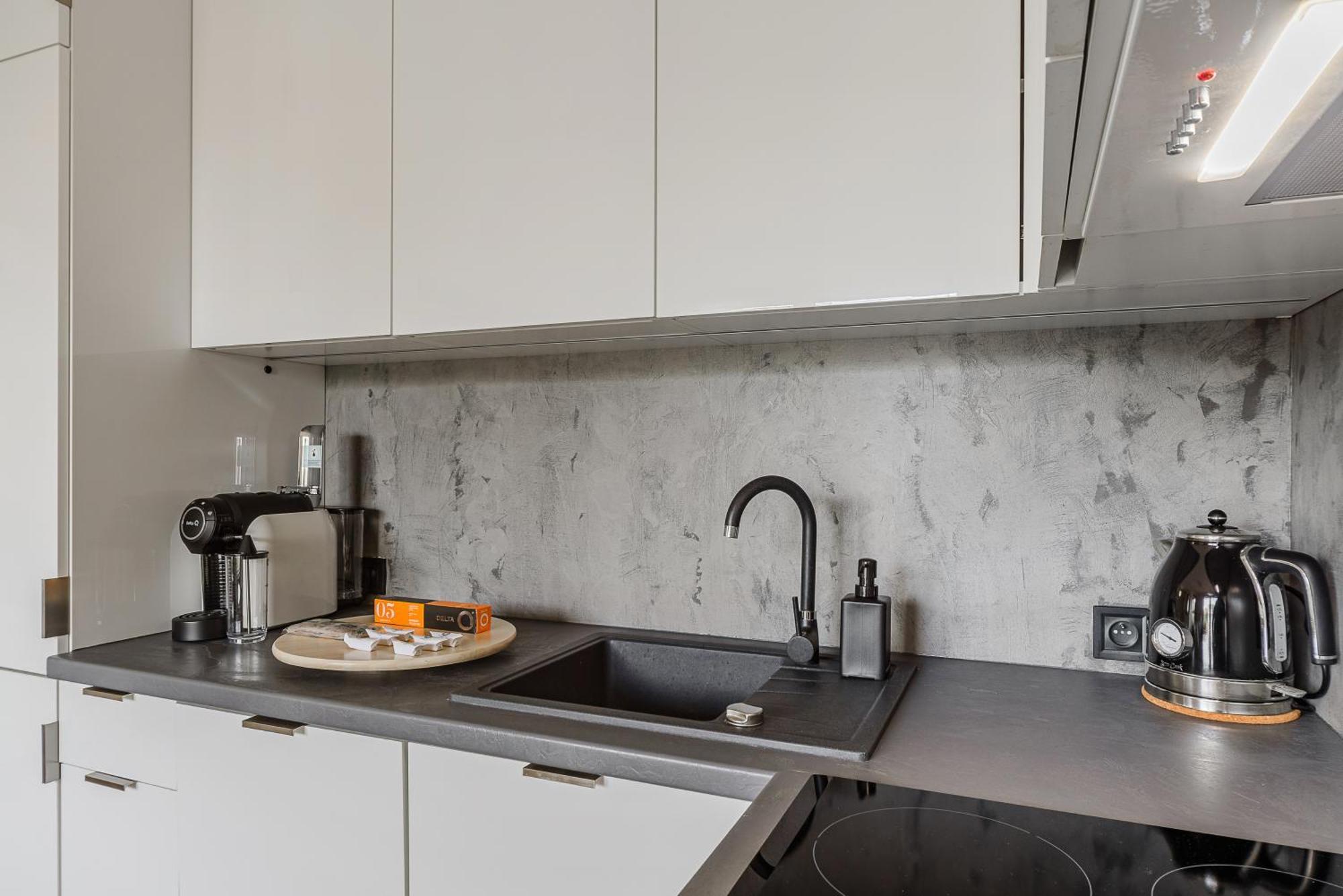 Cozy Family Apartments With Balcony Near Zlote Tarasy Varsovia Exterior foto