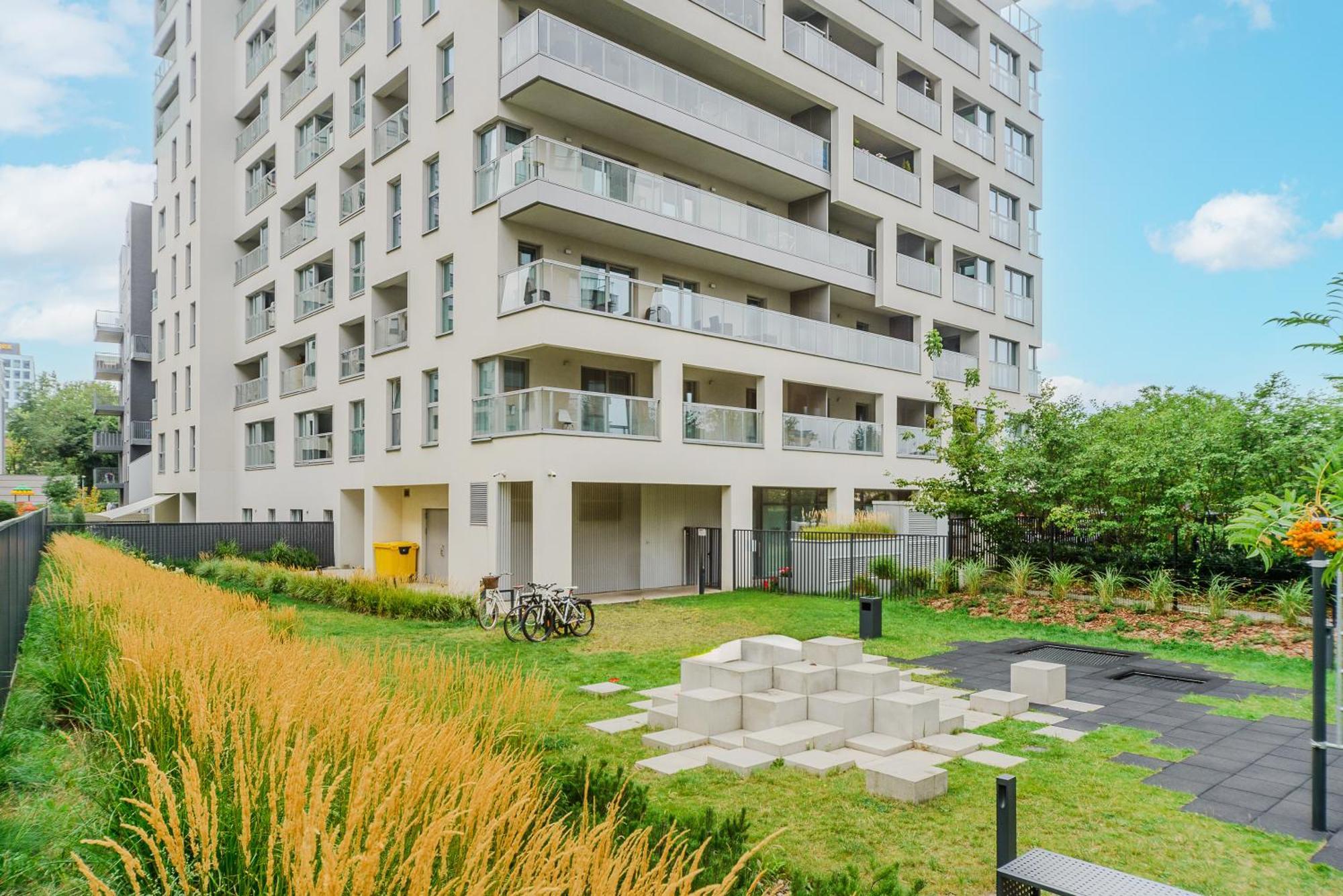 Cozy Family Apartments With Balcony Near Zlote Tarasy Varsovia Habitación foto