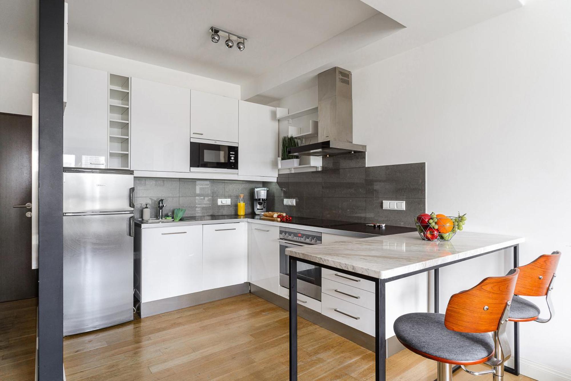 Cozy Family Apartments With Balcony Near Zlote Tarasy Varsovia Exterior foto